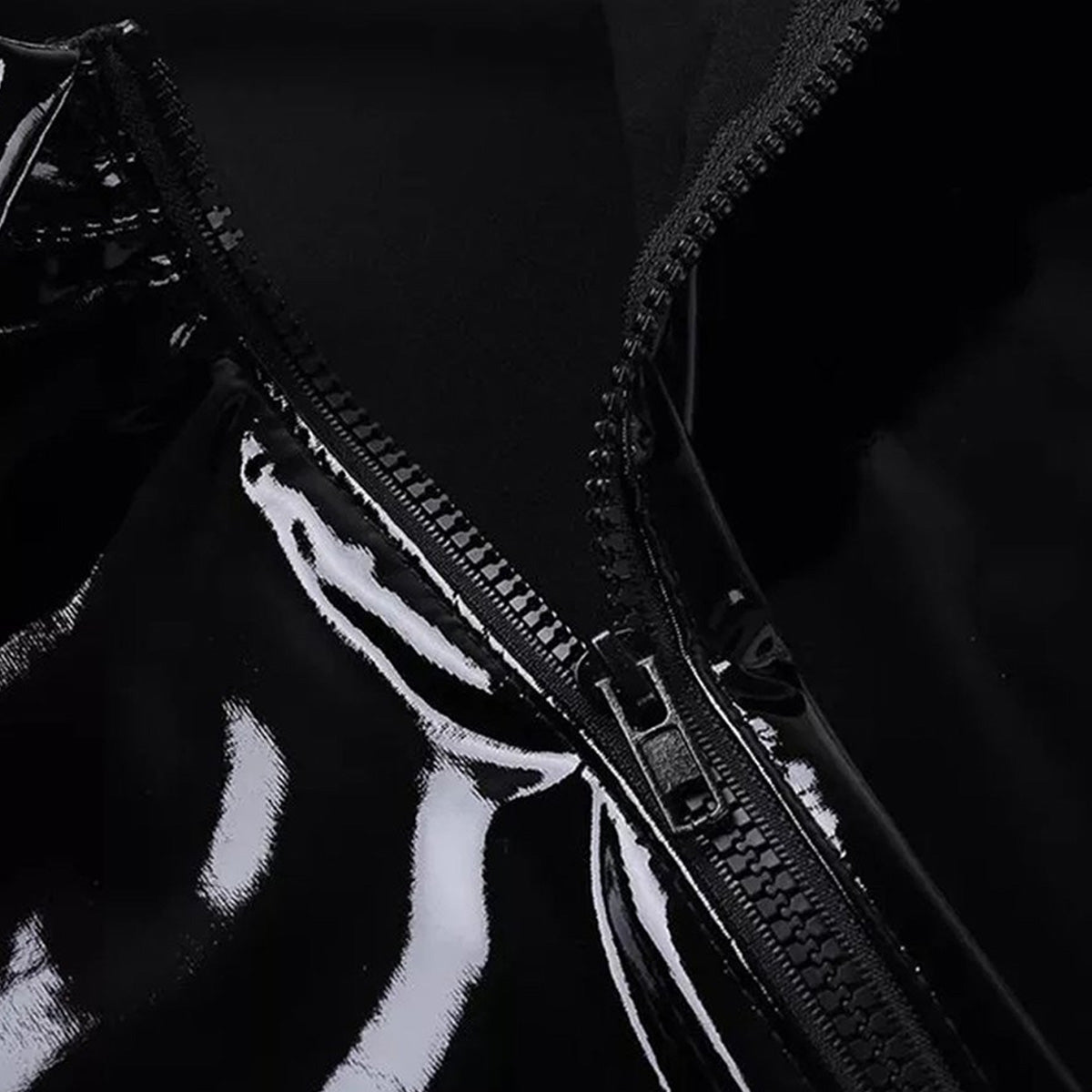 Latex Body Korte Broek en Mouwen