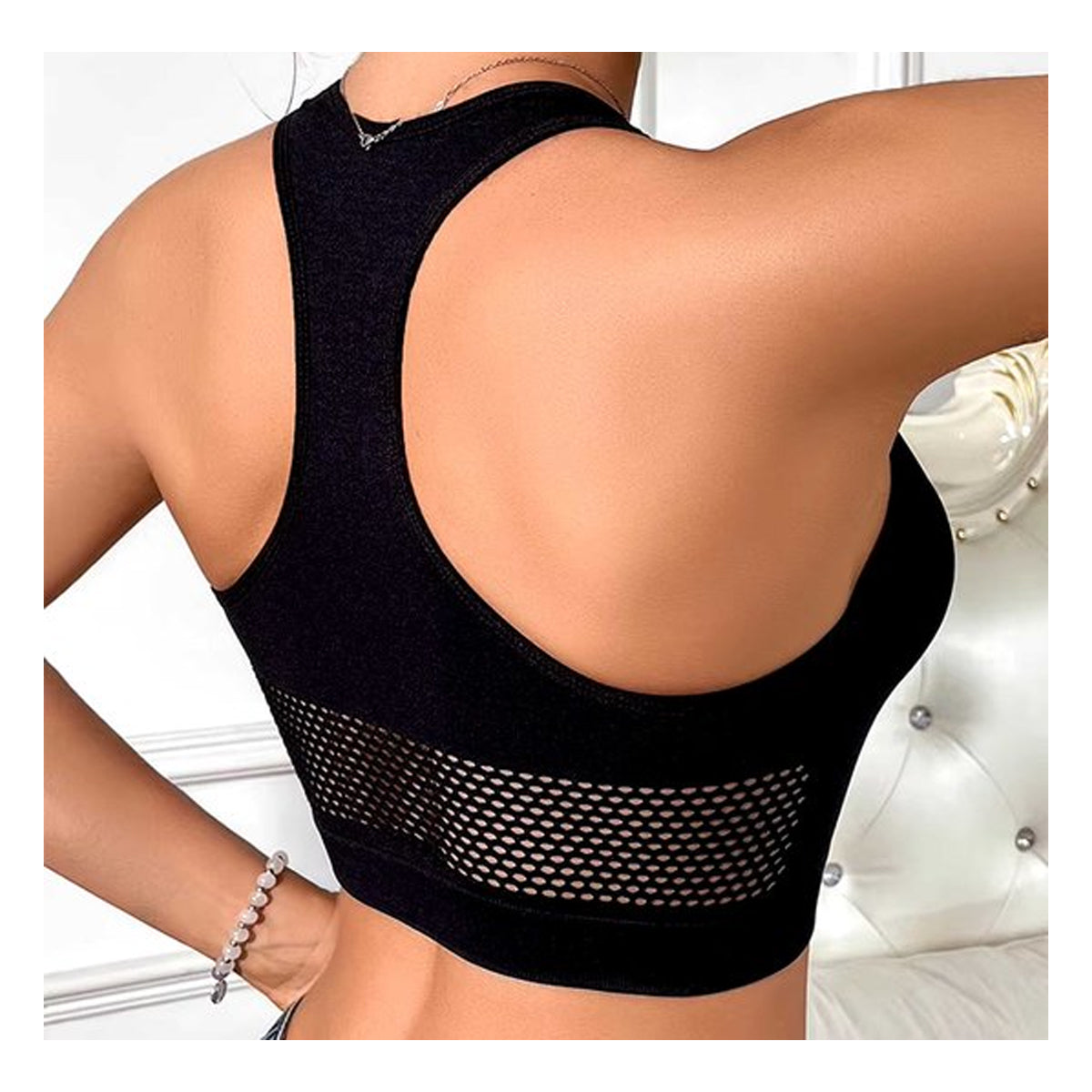 Semi-transparante top