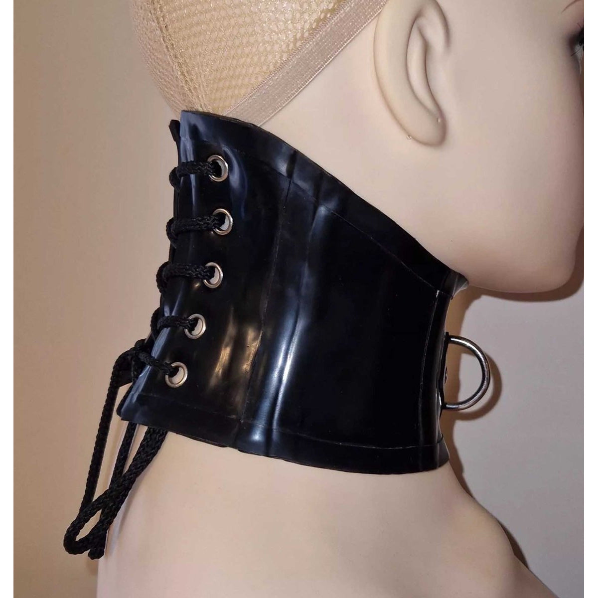 Latex Halsband met Ring Voor Bondage